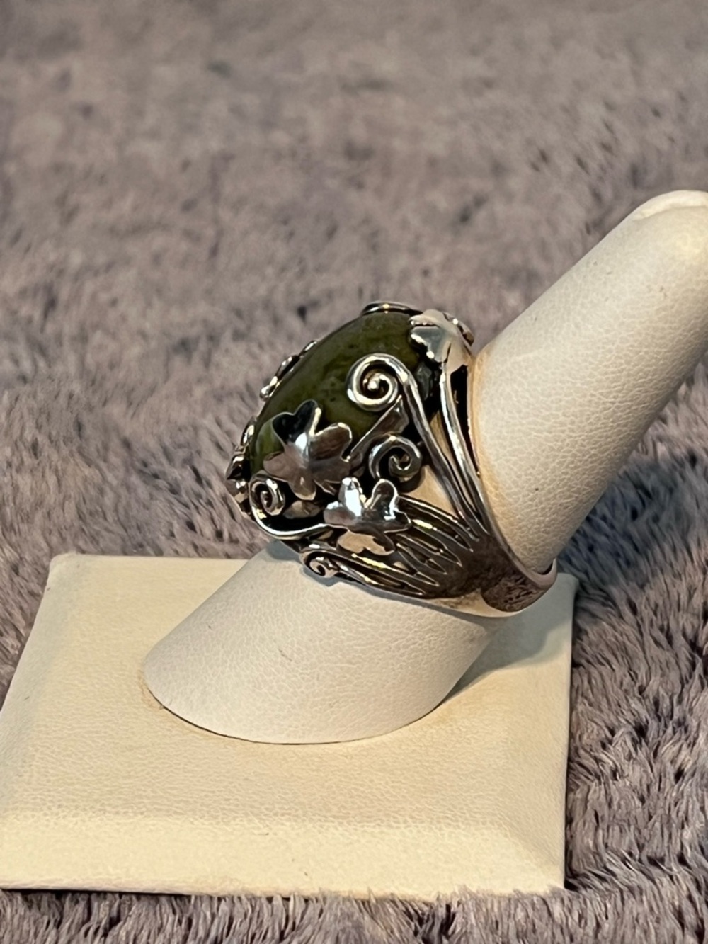 Vintage Sterling Silver Irish Connemara Marble Shamrock Ring Size 8 - Picture 3 of 9